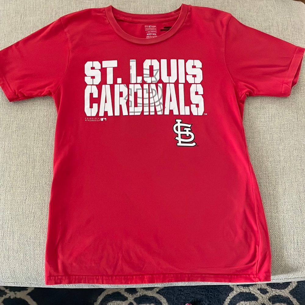 Youth Medium size 10 St. Louis Cardinals t-shirt